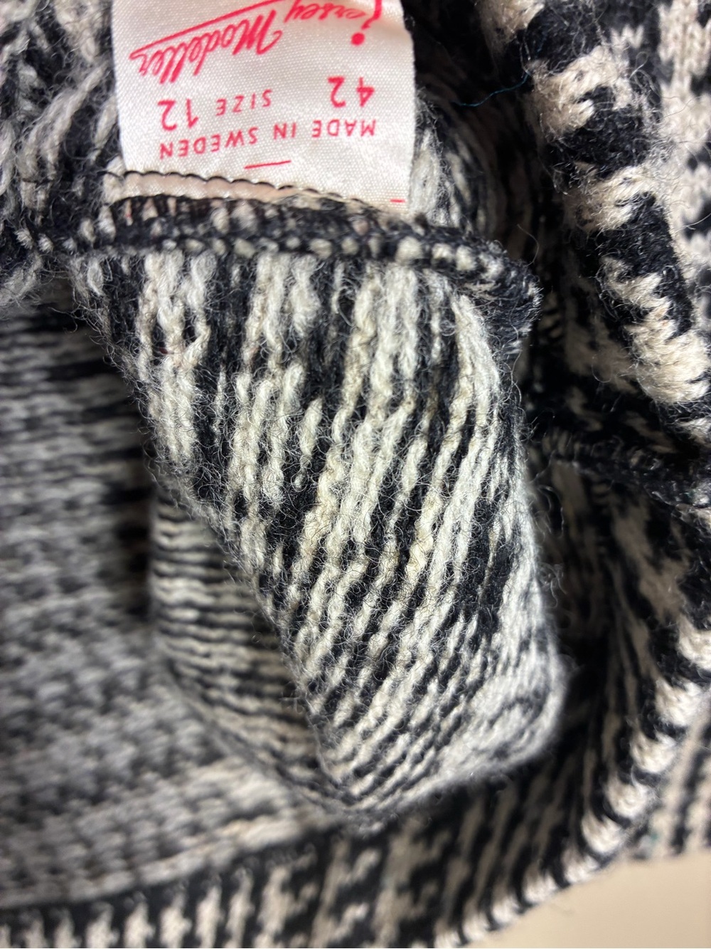 VTG Original Iceland Sweden 100% Scandinavian Lambs Wool Cardigan Sweater - Picture 9 of 16